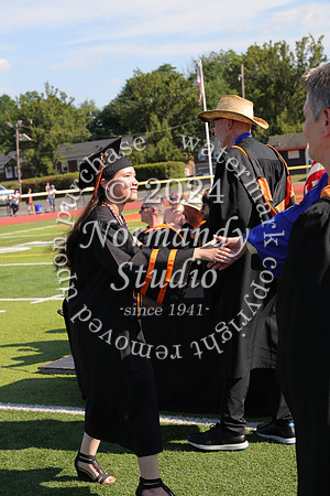 SVL_diplomas_left_336