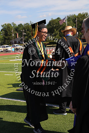 SVL_diplomas_left_301