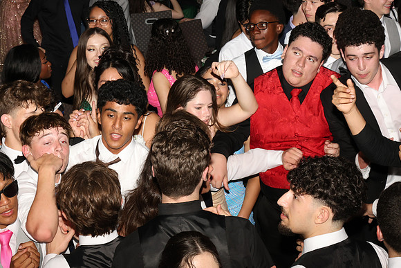SVL_jr_sr_prom_247