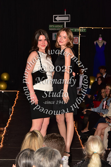 BER_fashion show_23