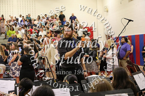 DHS_grad_candids_335
