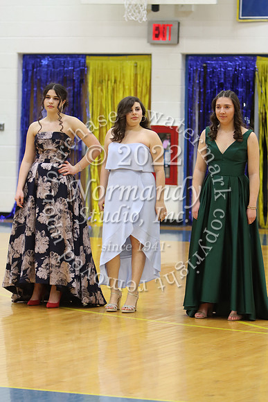 CHS_senior fashion show_65