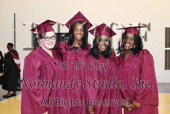 MAT_023_Grad_Candids