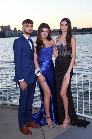 TOT_pier_candids_856