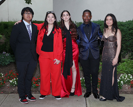 SVL_jr_sr_prom_044