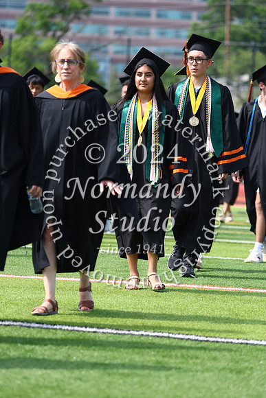 SVL_grad_candids_315