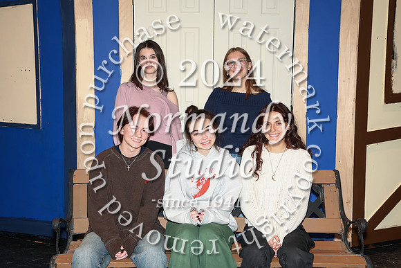 WHS_cast_02