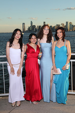 TOT_pier_candids_823