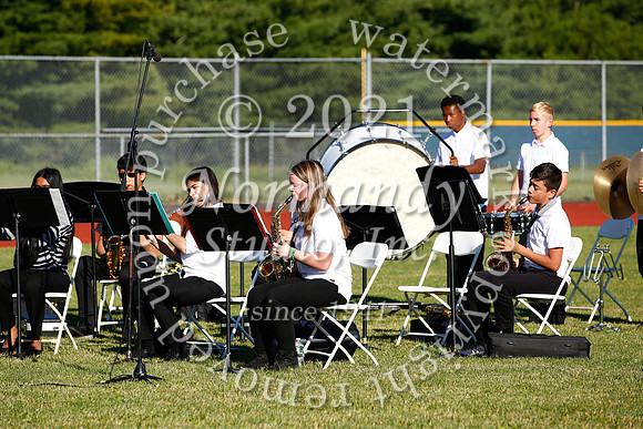 CNH_027_grad_candids