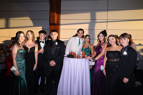 TOT_table_photos_1013
