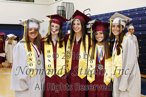 MAT_042_Grad_Candids