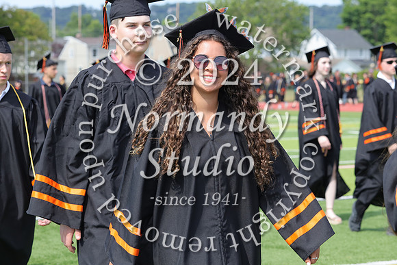 SVL_grad_candids_070
