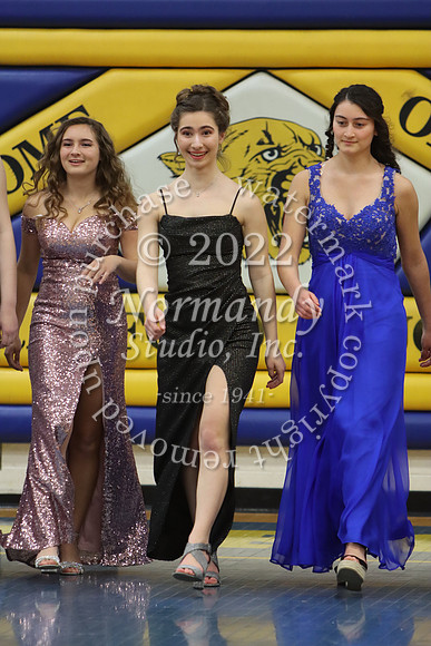 CHS_senior fashion show_61