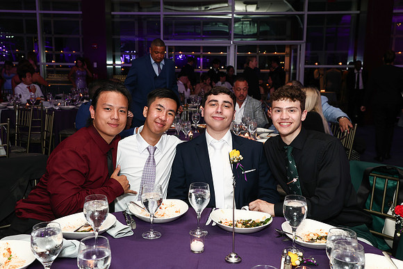 TOT_prom-inside_39