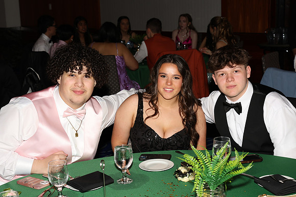 SVL_jr_sr_prom_210