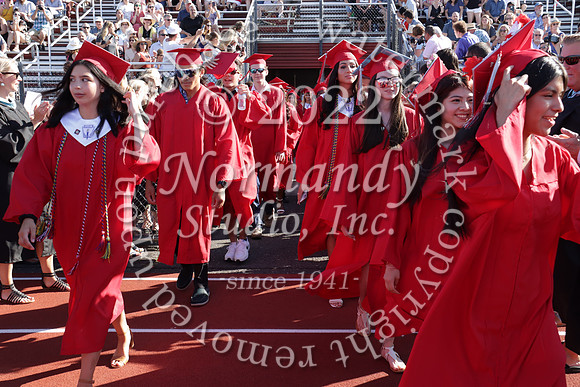 LIB_grad_candids_026