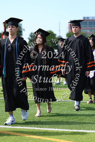 SVL_grad_candids_326