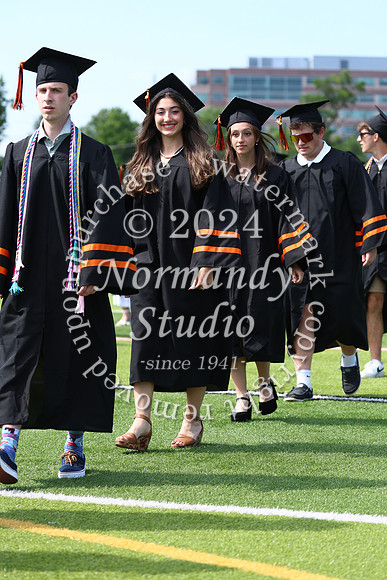 SVL_grad_candids_331