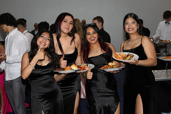 SVL_jr_sr_prom_156