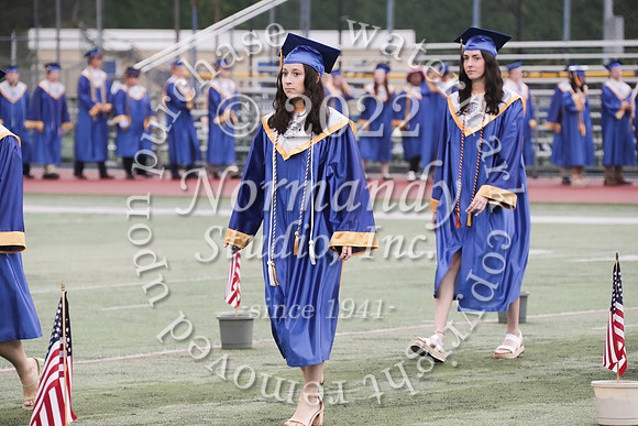 CHS_grad_candids_018