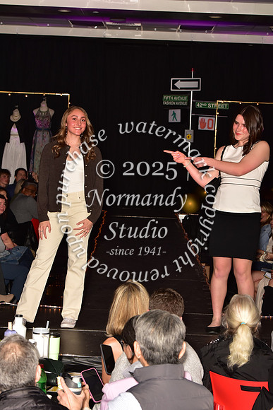 BER_fashion show_30