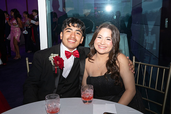 TOT_prom-inside_02