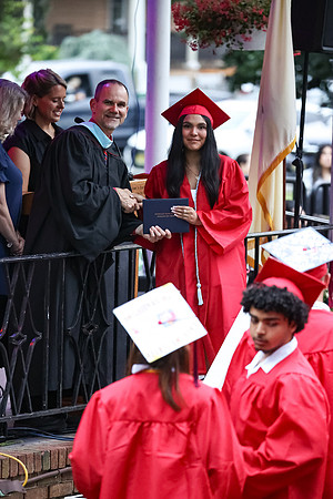 DHS_diplomas_18