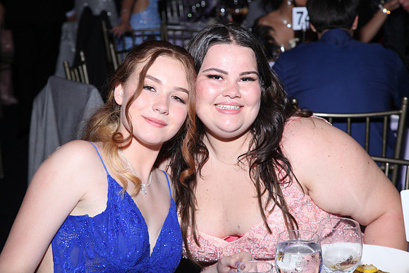 TOT_table_photos_1052