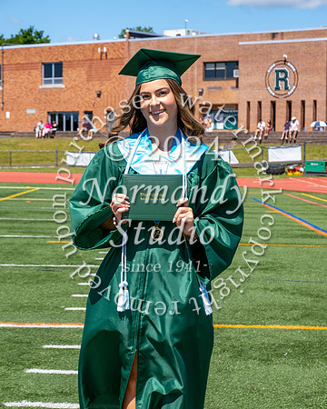 RDG_holding_diplomas_494