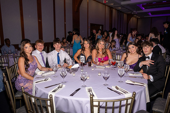 TOT_table_photos_1034