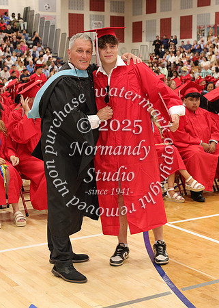 LIB_diplomas_25