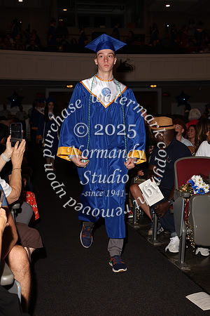 CHS_grad_candids_014