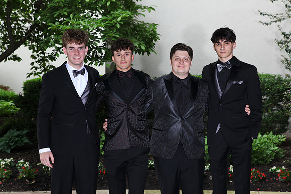 SVL_jr_sr_prom_068