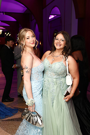 TOT_prom-inside_17