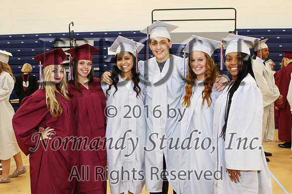 MAT_032_Grad_Candids