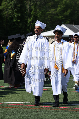 WTG_grad-candids_01