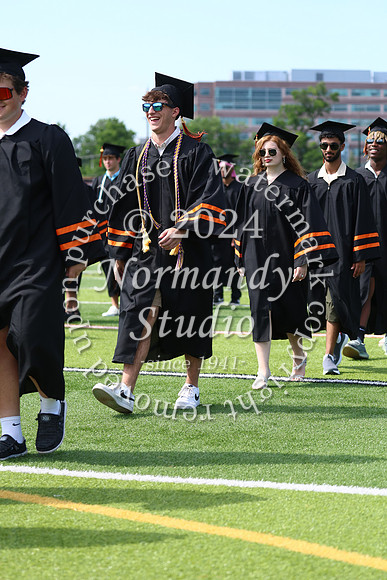SVL_grad_candids_333