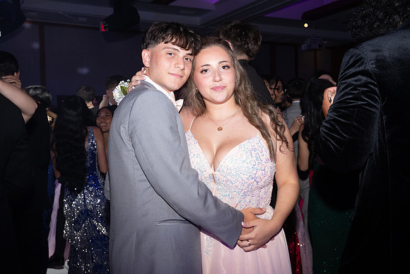 TOT_prom-inside_10