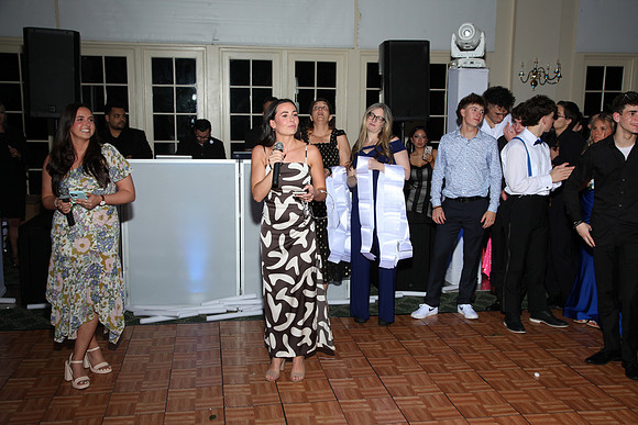 FTH_prom_court_409
