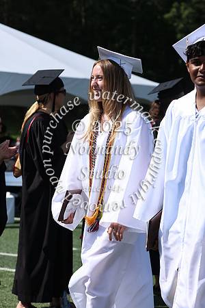 WTG_grad-candids_18